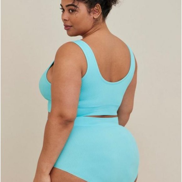 Torrid seamless ribbed high rise brief panty - Picture 4 of 6